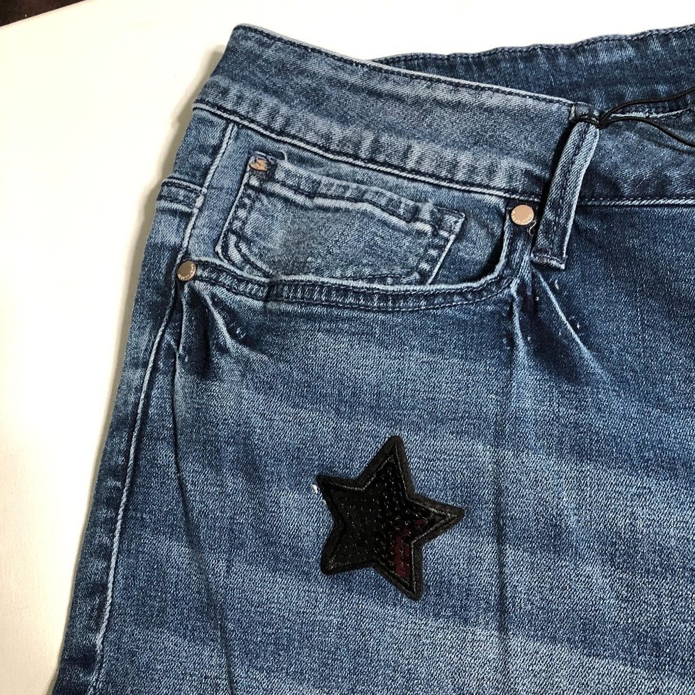 NWT-Seven7-Sequins Patch Mid-Rise Slim Straight Ankle Jeans-Sz 24W - Picture 9 of 13